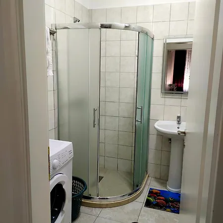 Kamez, Tirana Апартаменты *